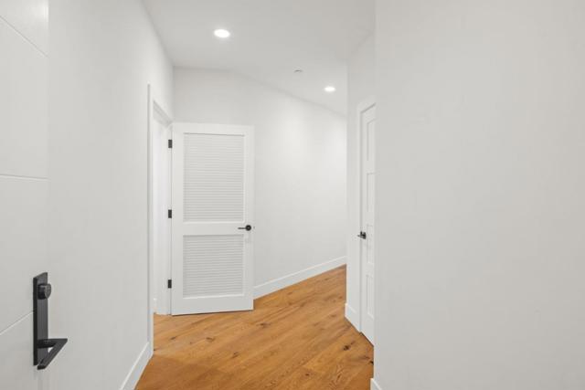 777 Walnut Street, San Carlos CA: https://media.crmls.org/mediaz/d9b5ac39-4339-42db-ab9b-cf8279d2425b.jpg