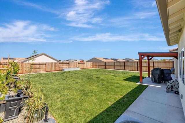 4840 Ambrosia Court, Roseville CA: https://media.crmls.org/mediaz/d9b6a0d2-f111-4308-9b56-2ee47b76ec90.jpg