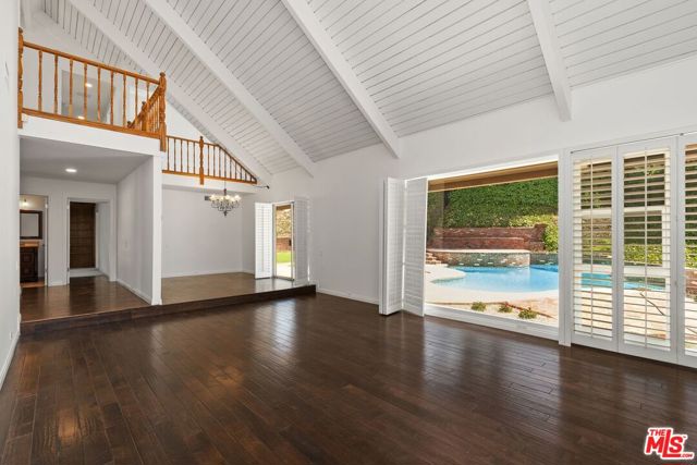 2276 Westridge Road, Los Angeles CA: https://media.crmls.org/mediaz/d9b6bdbd-e0d8-4182-aa3a-eb156e433a63.jpg