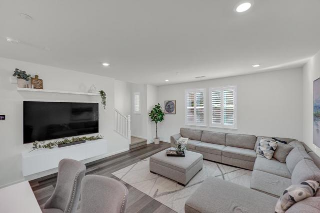 1312 Milkweed Street, Milpitas CA: https://media.crmls.org/mediaz/d9b7caee-ef63-4154-b1db-4b3856b58d15.jpg