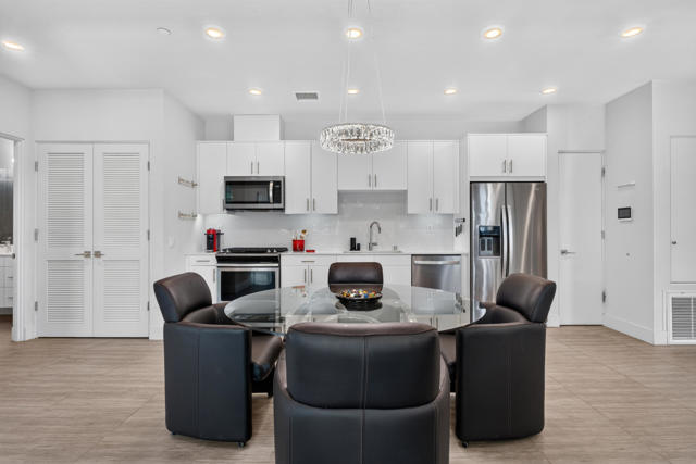 138 The Riv, Palm Springs, CA 92262