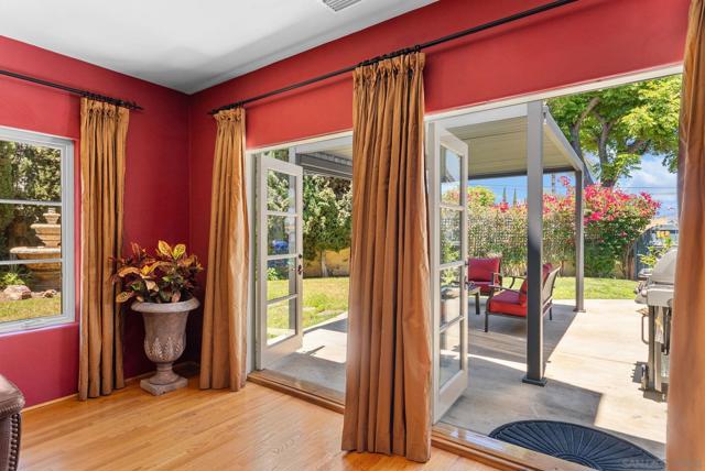 4386 Adams Ave, San Diego CA: https://media.crmls.org/mediaz/d9b7e456-7143-42dd-a433-2197c96a5c74.jpg