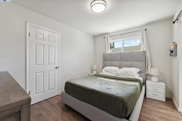 5112 Tyson Ave, Modesto CA: https://media.crmls.org/mediaz/d9b8689c-9a51-499d-8858-33113d9405dd.jpg