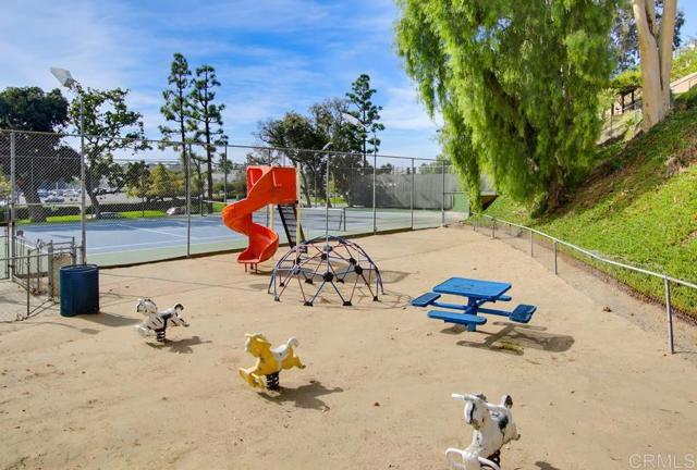 3612 Fairlomas Road, National City CA: https://media.crmls.org/mediaz/d9b8996f-5d1c-4459-8de3-02fa45901358.jpg