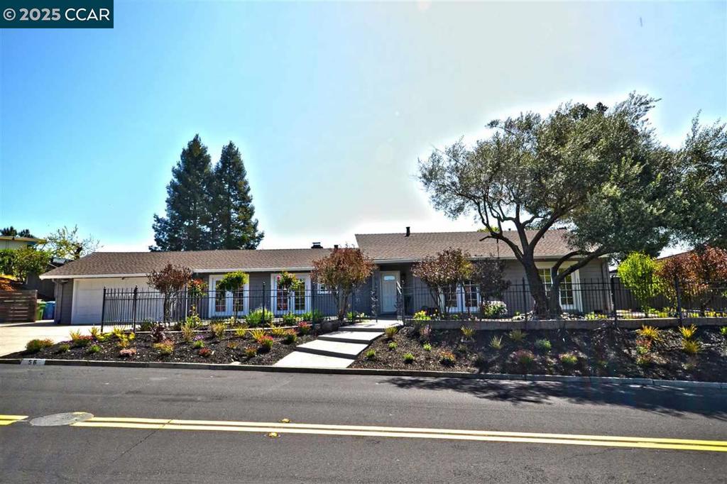 56 Bates Blvd