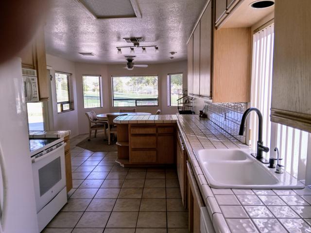 Image 32 of 50 For 8796 Clubhouse Boulevard