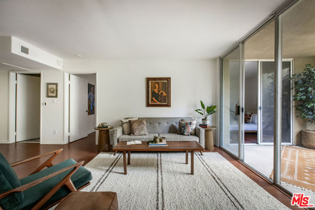 6140 Monterey Road, Los Angeles CA: https://media.crmls.org/mediaz/d9bbf015-ee86-4c0a-83a2-82a5e872a319.jpg