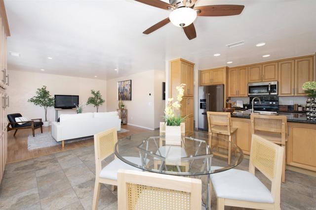 Detail Gallery Image 7 of 26 For 3625 Vista Oceana #18,  Oceanside,  CA 92057 - 2 Beds | 2 Baths