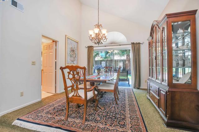4528 Fallow Way, Antioch CA: https://media.crmls.org/mediaz/d9bd0ca3-6397-4453-8972-274de21ff7b5.jpg