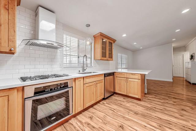 125 N Mary Avenue, Sunnyvale CA: https://media.crmls.org/mediaz/d9bd4170-b8d7-4541-a1fc-fec5a1a6fa70.jpg