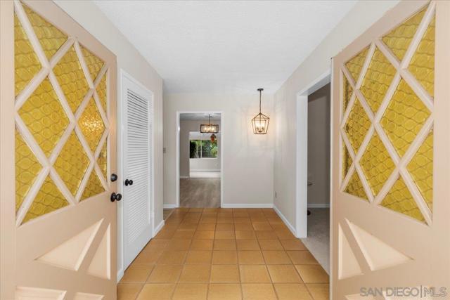13128 Via Del Toro, Poway CA: https://media.crmls.org/mediaz/d9bdbfe8-5806-4955-89d4-a062f6f82b8a.jpg