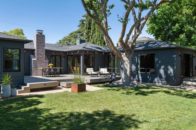 137 30th Avenue, San Mateo CA: https://media.crmls.org/mediaz/d9beca77-8928-49d3-8403-38627ffd60b2.jpg