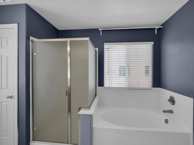 1413 Angus St, Patterson CA: https://media.crmls.org/mediaz/d9becb3f-664a-433e-aee8-ccc6cce351c1.jpg