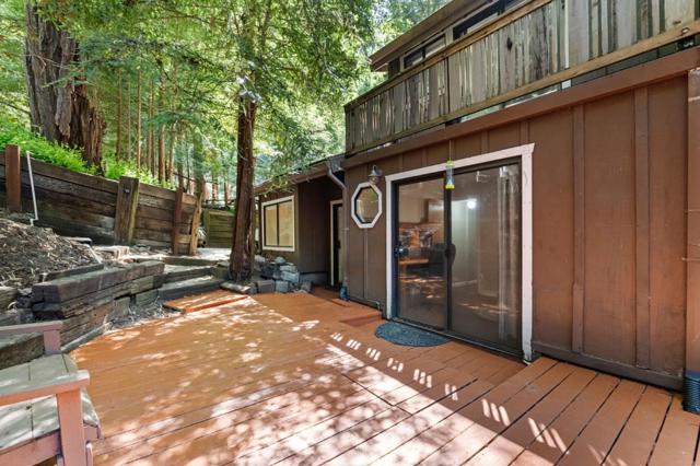 483 Echo Lane, Boulder Creek CA: https://media.crmls.org/mediaz/d9bef50a-5cdf-41c4-8343-60bd4d507821.jpg