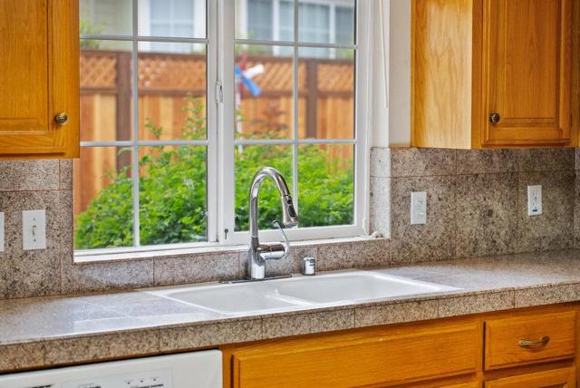 721 Paradiso Court, Soquel CA: https://media.crmls.org/mediaz/d9bf4255-d9fc-4803-9fd0-e7f9c1ee7190.jpg