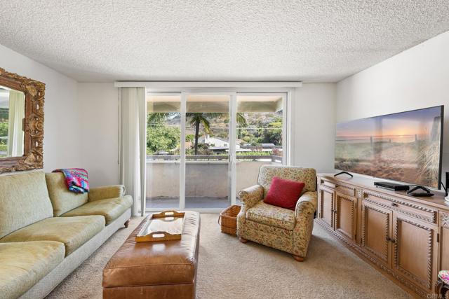 Detail Gallery Image 5 of 30 For 6455 La Jolla Bld #146,  La Jolla,  CA 92037 - 1 Beds | 1 Baths