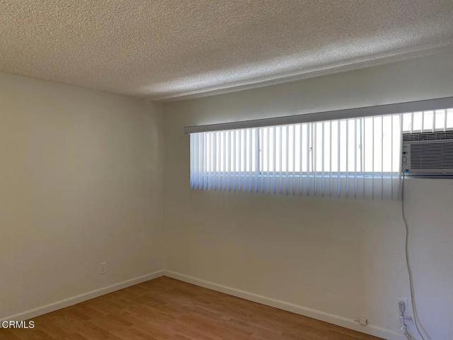 Detail Gallery Image 8 of 11 For 524 E Palm Ave #8,  Burbank,  CA 91501 - 2 Beds | 2 Baths