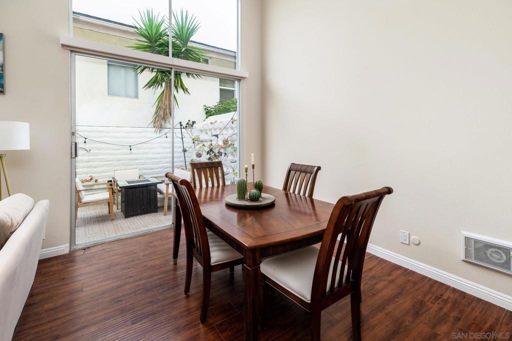 2544 Navarra Dr - photo 5