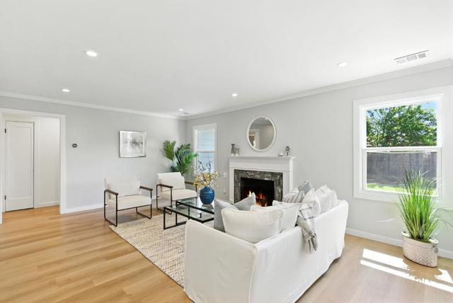 756 7th Avenue, Redwood City CA: https://media.crmls.org/mediaz/d9c0801c-cdbb-4c31-8732-db0b55cad495.jpg