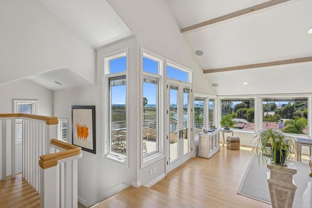 Detail Gallery Image 9 of 45 For 2542 Manchester Ave, Cardiff By The Sea,  CA 92007 - 3 Beds | 3/1 Baths