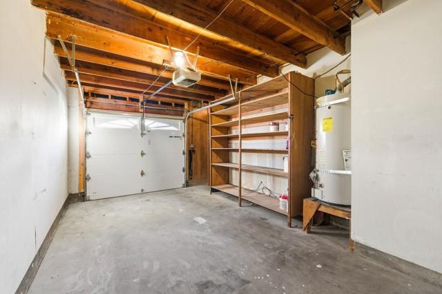 15905 Avenida Villaha, San Diego CA: https://media.crmls.org/mediaz/d9c377f4-b827-41b1-bfb4-fdae3785a0eb.jpg