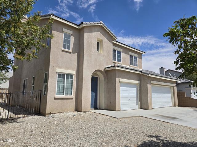 Detail Gallery Image 1 of 16 For 2301 E Newgrove St, Lancaster,  CA 93535 - 5 Beds | 3 Baths
