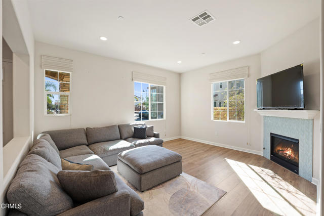 Detail Gallery Image 6 of 34 For 1655 Range Rd, Oxnard,  CA 93036 - 3 Beds | 2/1 Baths