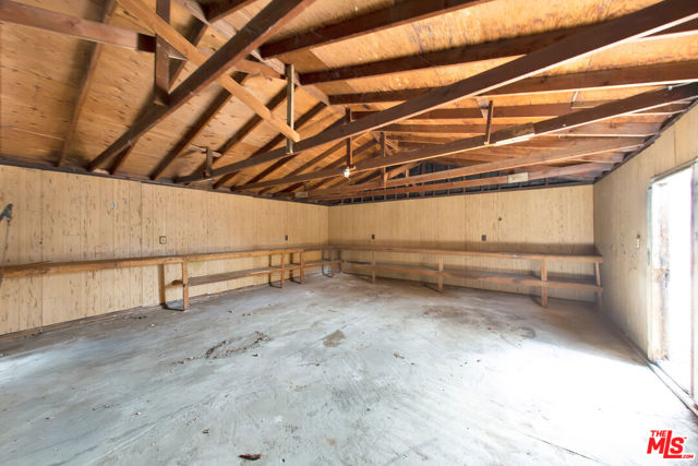 2028 E 126th Street, Compton CA: https://media.crmls.org/mediaz/d9c4f5f3-d3d8-4882-997d-14bce55ca9f5.jpg