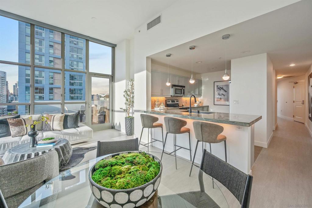 253 10th Ave - photo 2