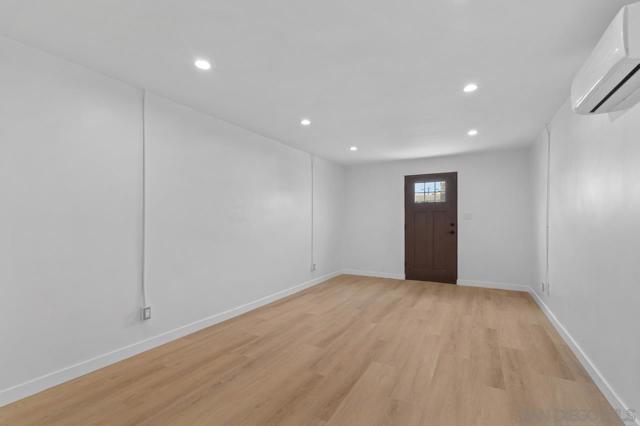 1195 Georgia A-C, Imperial Beach CA: https://media.crmls.org/mediaz/d9c6e4e5-002d-46d8-ad85-06bc2dce34c8.jpg