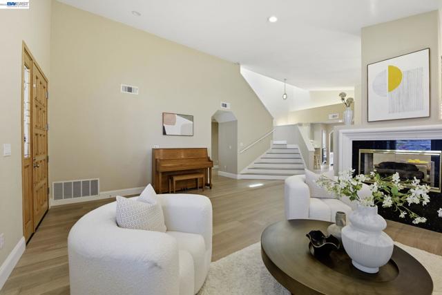 Image 2 of 53 For 7880 La Quinta Ct