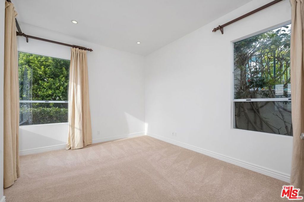 MLS #25618077 image #28