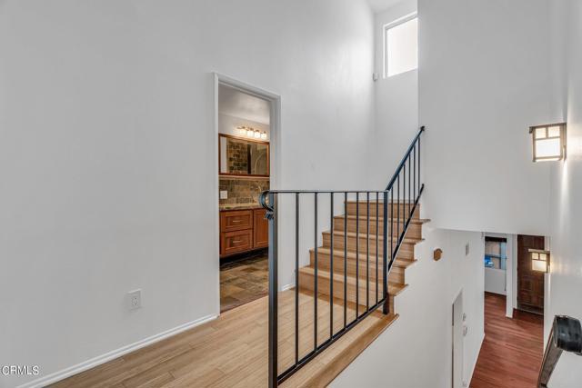 Detail Gallery Image 16 of 38 For 204 S Marengo Ave, Pasadena,  CA 91101 - 3 Beds | 2/1 Baths