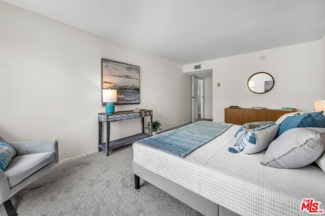 11965 Gorham Avenue, Los Angeles CA: https://media.crmls.org/mediaz/d9cb0529-2928-4e18-b8a3-1c4210b0b8dd.jpg