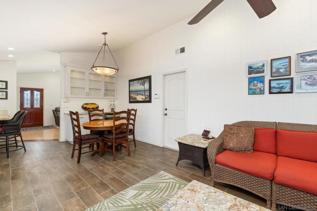 1745 Tamarack Ave, Carlsbad CA: https://media.crmls.org/mediaz/d9cb70c1-ccc7-4e5f-868a-f1cdeb1ba091.jpg