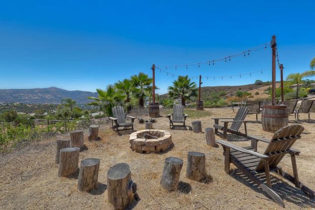 15068 Creek Hills Rd, El Cajon CA: https://media.crmls.org/mediaz/d9cc3a4e-c713-4a78-a205-c32aa2a7784c.jpg