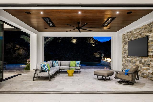 53985 Del Gato Drive, La Quinta CA: https://media.crmls.org/mediaz/d9cdfe01-3773-413a-8d16-c5e58f72b872.jpg