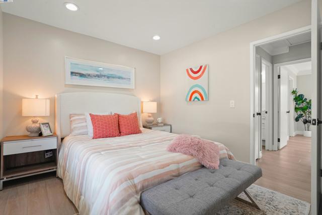 501 Amherst Ct, San Ramon CA: https://media.crmls.org/mediaz/d9ce0d29-9ff3-432a-b49e-b50560564fcc.jpg
