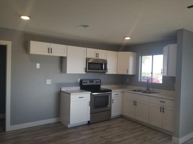 1048 Sea Ryder kitchen