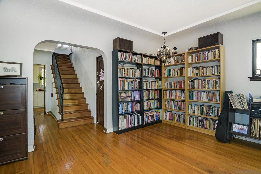 1240 Golden Gate Dr. - photo 8