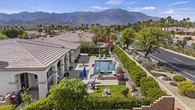 50 Toscana E Way, Rancho Mirage CA: https://media.crmls.org/mediaz/d9d050c9-bd6e-4bf1-8eb9-3d3a761d0a2a.jpg
