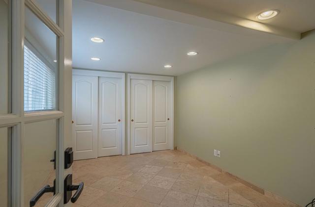 10883 Assisi Way, Salinas CA: https://media.crmls.org/mediaz/d9d28cee-ddb2-4c85-852f-e7217dc1c847.jpg