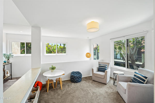 2287 Martinique Lane, Oxnard CA: https://media.crmls.org/mediaz/d9d34f44-1a61-4e09-9af7-13f109fa9634.jpg
