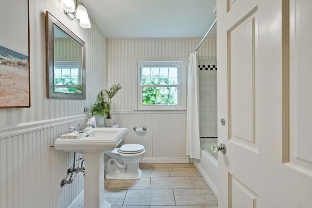 18640 Sandy Road, Castro Valley CA: https://media.crmls.org/mediaz/d9d3523e-2a54-40fb-a8bb-102989258a19.jpg
