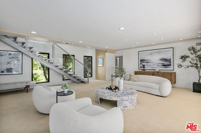 515 Warner Avenue, Los Angeles CA: https://media.crmls.org/mediaz/d9d51344-e073-41a7-b5d5-e3b04b9ebbe4.jpg