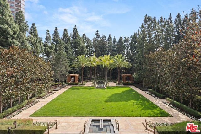 1 W Century Drive, Los Angeles CA: https://media.crmls.org/mediaz/d9d6cf99-ba8a-4599-a2cb-1928b566c9bd.jpg