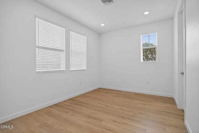 Detail Gallery Image 37 of 54 For 2364 Haley Point #103,  Ventura,  CA 93003 - 3 Beds | 3/1 Baths