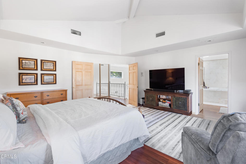 D9d937bf B15e 4c26 B265 E830974b328d