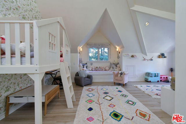 29105 Old Mill Creek, Agoura Hills CA: https://media.crmls.org/mediaz/d9d944d6-52da-4463-8736-9f23e74436c7.jpg