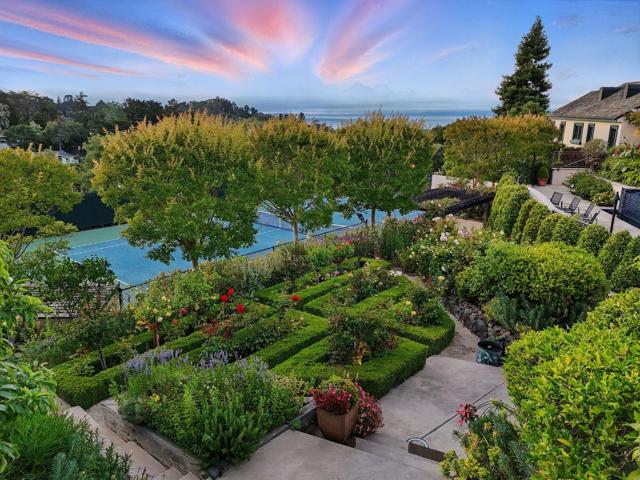 1600 Marlborough Road, Hillsborough CA: https://media.crmls.org/mediaz/d9d9e330-2884-4d79-9752-c43d0c0ce4a2.jpg